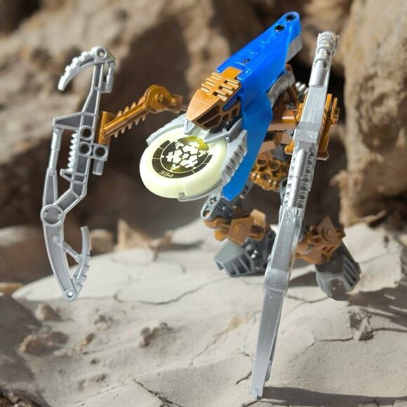 Vintage LEGO BIONICLE Vahki Zadakh Metru Nui 8617 Complete Set with Canister - Picture 1 of 13